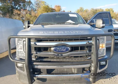 2020 Ford F-250 Xlt from USA, damaged, VIN 1FT7X2B69LED68367